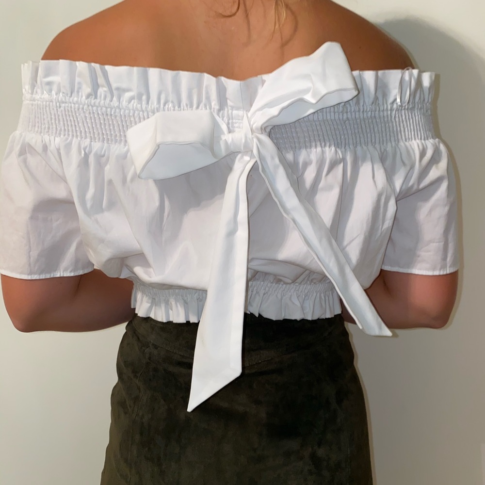 White crop top